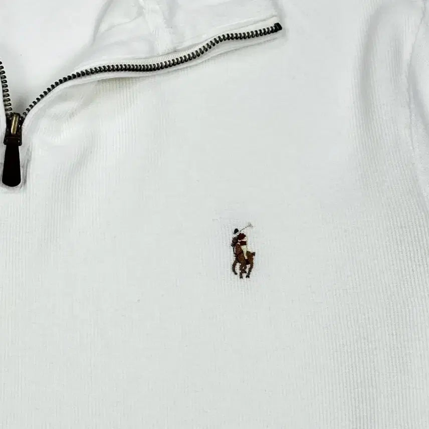 [SOLD OUT] 폴로 반집업 니트