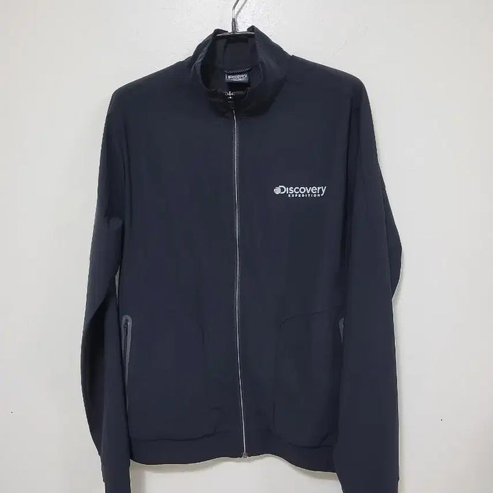 [BUNJANG] Discovery Expedition Black Windbreaker Jacket / 디스커버리 익스페디션 블랙 바람막이.260414