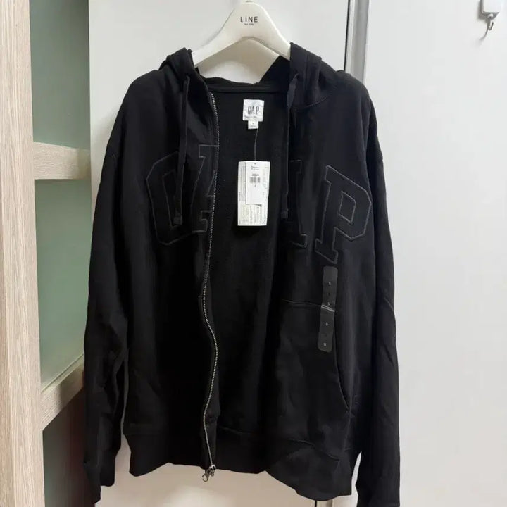 [SOLD OUT] [택있는 새제품]정가 11만5천원 Gap정품 헤리티지 로고 집업 스웨트셔