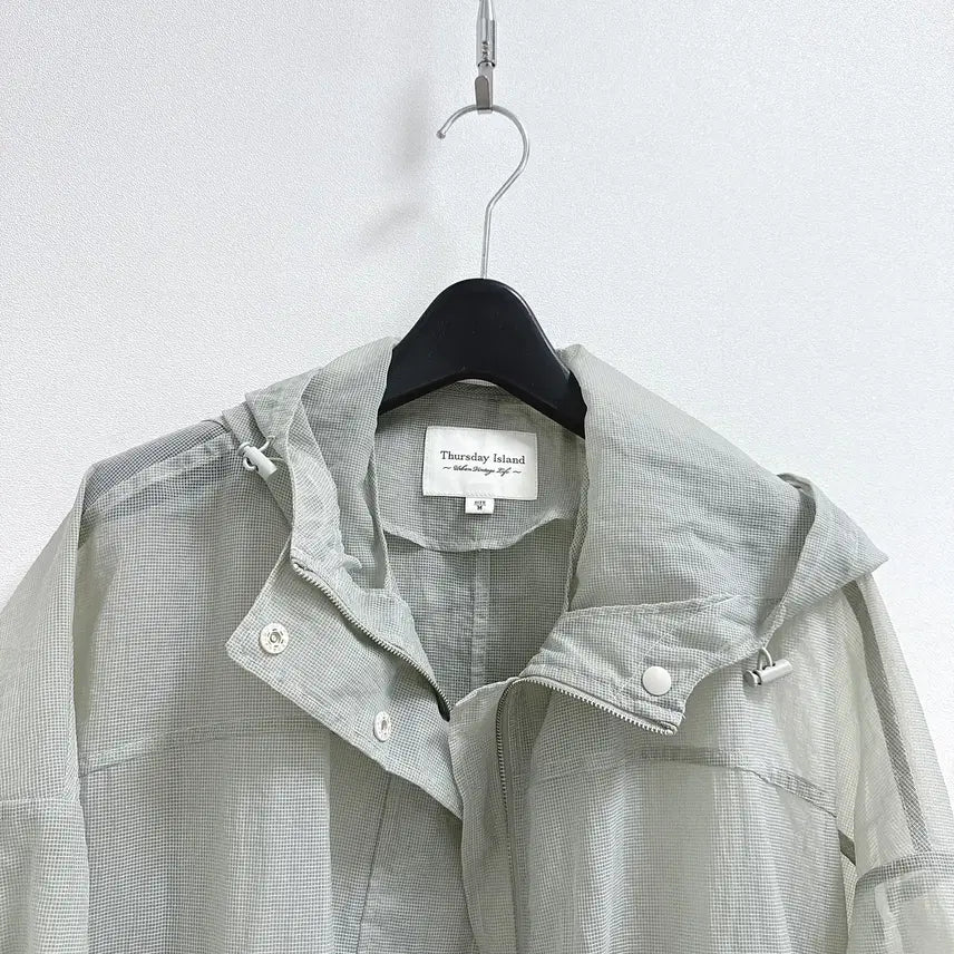 [SOLD OUT] 썰스데이 아일랜드 시어 바람막이 후드 점퍼