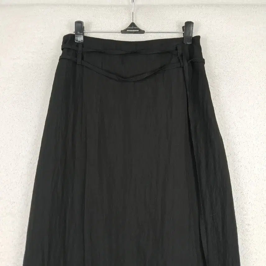 [SOLD OUT] 여성 블랙 밴딩 롱 스커트 (F)