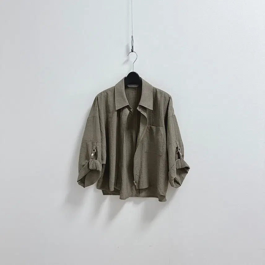 [SOLD OUT] 보브 소매 롤업 점퍼