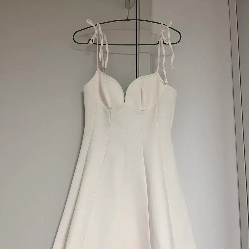 [SOLD OUT] ZARA 뷔스티에 원피스(택 달려있음)