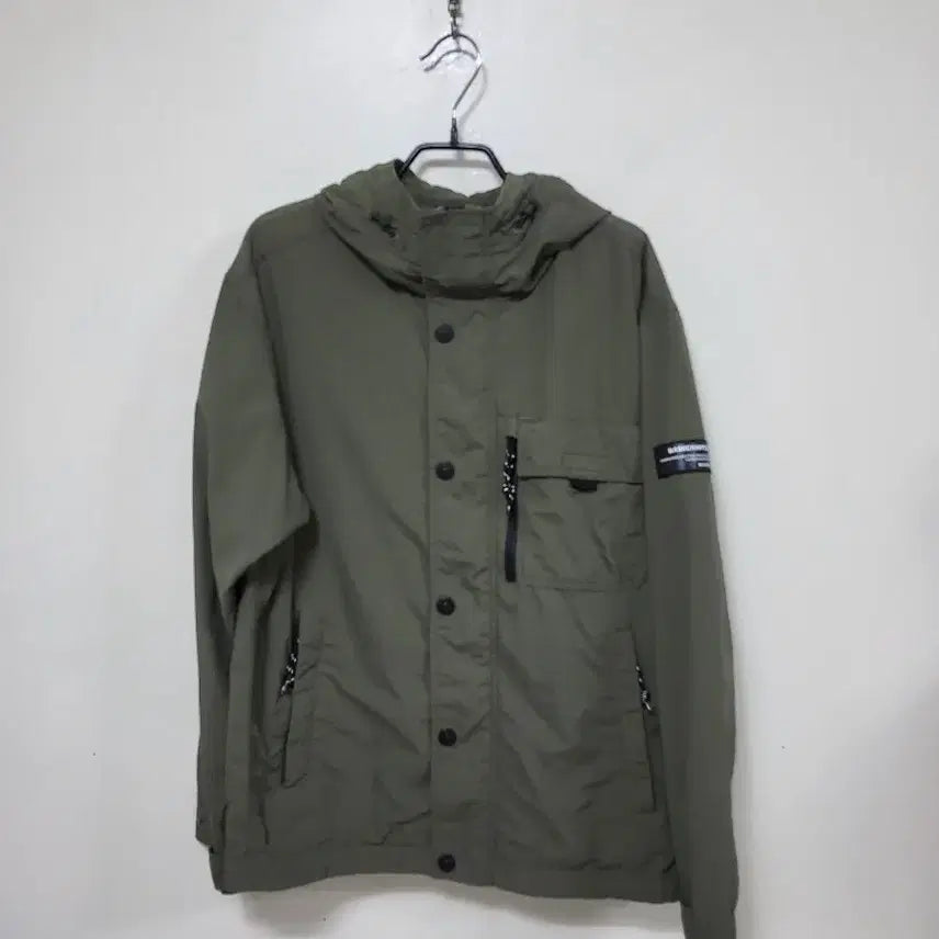 [SOLD OUT] 블랙야크카키색 후드 바람막이 점퍼.260414
