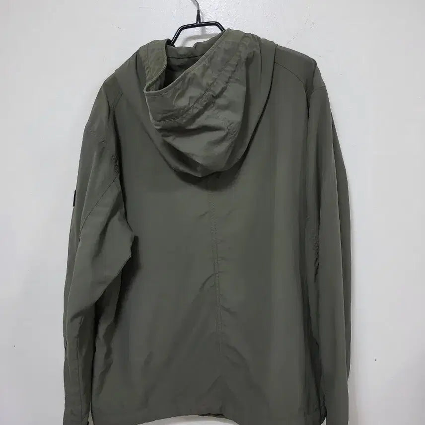 [SOLD OUT] 블랙야크카키색 후드 바람막이 점퍼.260414