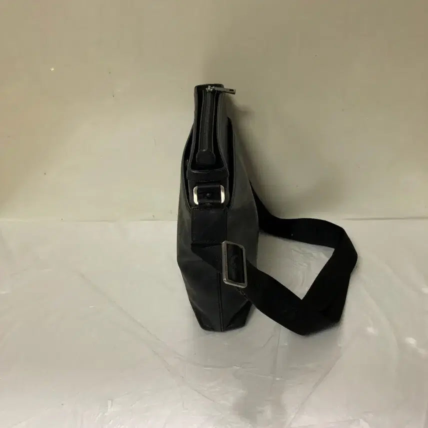 [BUNJANG] Louis Quatorze Cross Bag / 루이까또즈 크로스백@9985