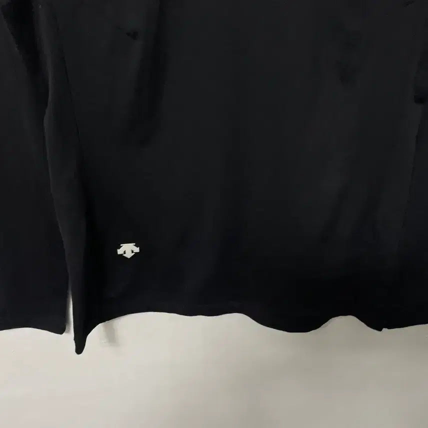 [SOLD OUT] 55 데상트 기능성 스판 긴팔티 정품