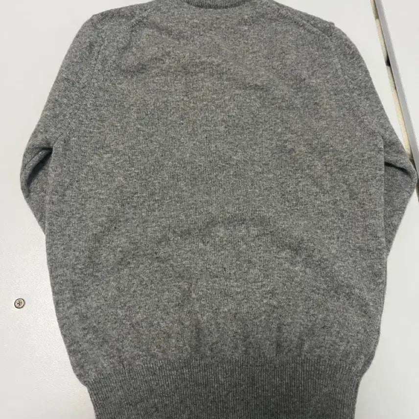 [SOLD OUT] 꼼데가르송 그레이 가디건 블랙와펜