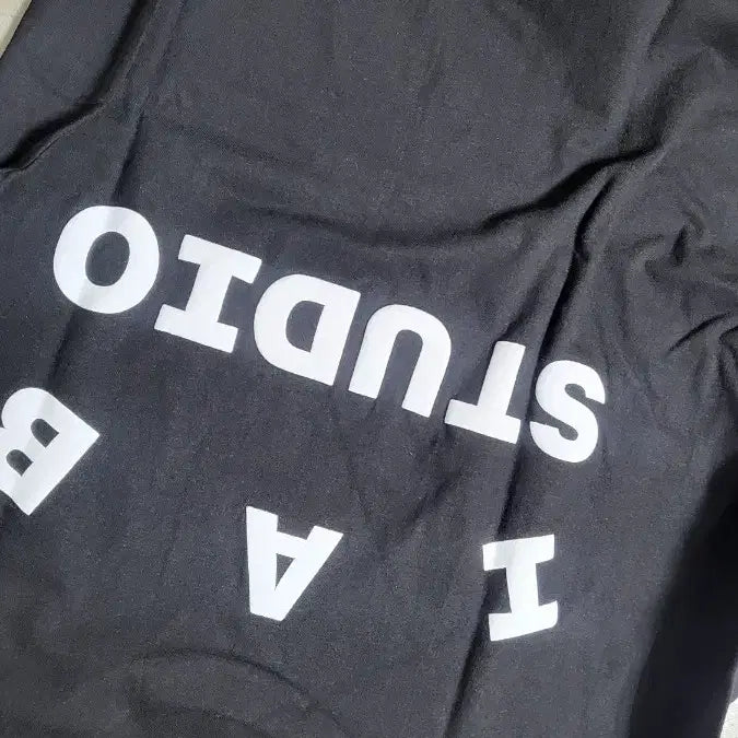 [BUNJANG] IAB Studio Black Lettering T-shirt / IAB STUDIO 검정색 티셔츠