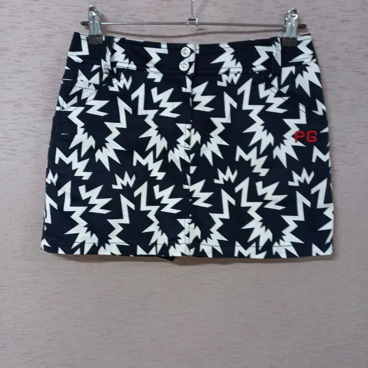 [SOLD OUT] B4-17/파리게이츠 속바지 네이비  패턴 스커트 여성