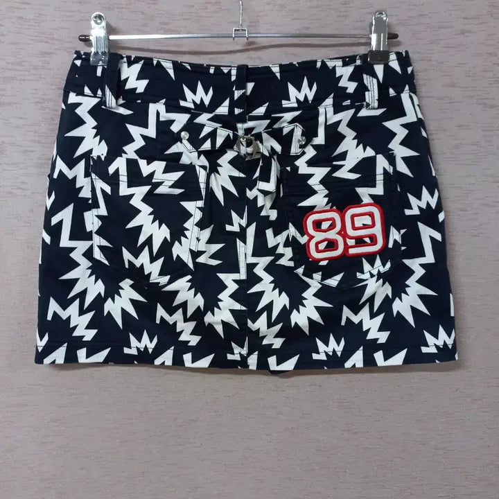 [SOLD OUT] B4-17/파리게이츠 속바지 네이비  패턴 스커트 여성