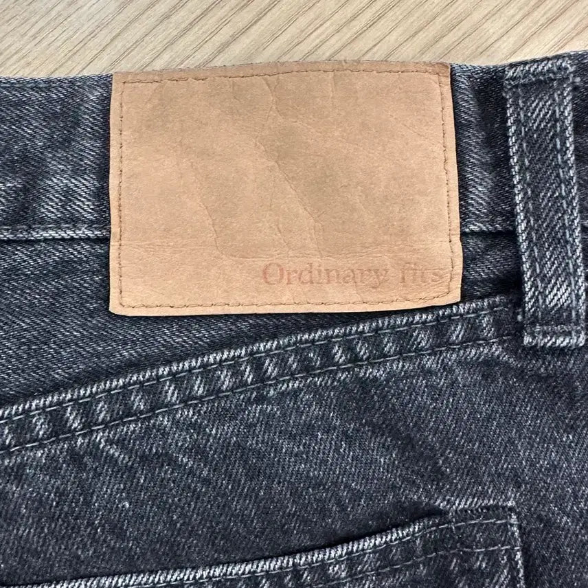 [SOLD OUT] Ordinary Fits(오디너리 핏츠) 5포켓 앵클 데님 블랙