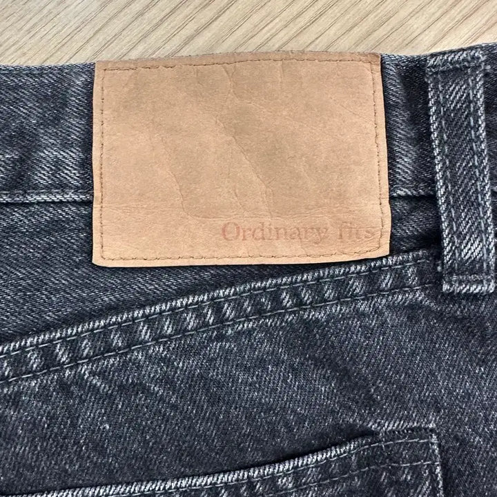[SOLD OUT] Ordinary Fits(오디너리 핏츠) 5포켓 앵클 데님 블랙
