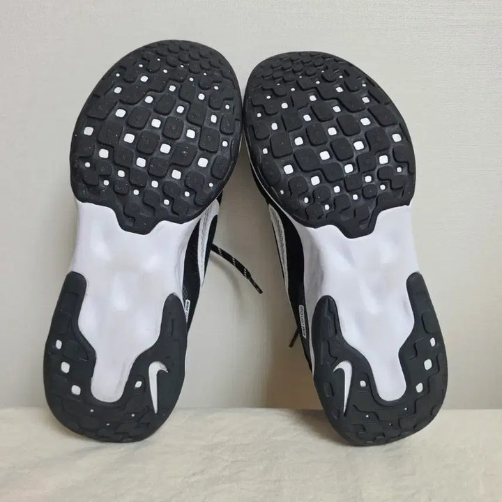 [BUNJANG] Nike Renew Ride 3 Sneakers / .285나이키 리뉴라이드3  -831