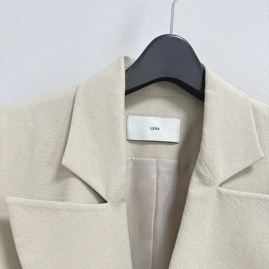 [BUNJANG] Leha Stone Crop Jacket / 레하 스톤 크롭 자켓