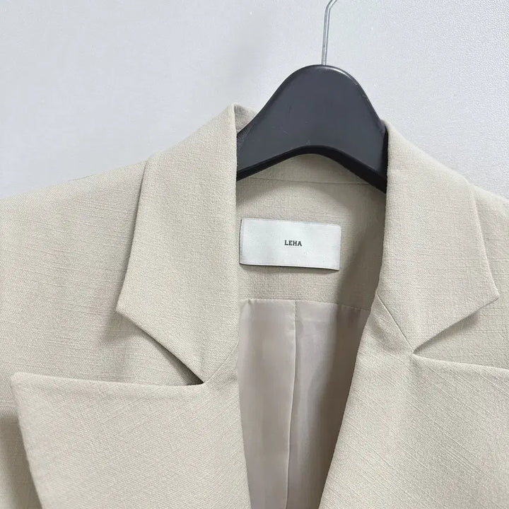 [BUNJANG] Leha Stone Crop Jacket / 레하 스톤 크롭 자켓