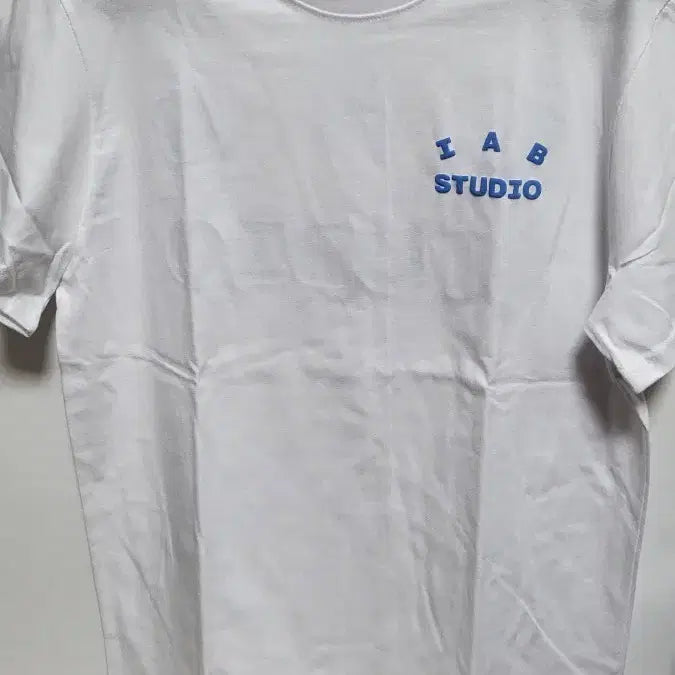 [BUNJANG] IAB Studio White T-Shirt / IAB Studio 흰색 반팔 티셔츠