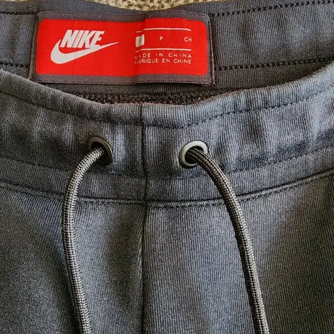 [BUNJANG] Nike Tech Fleece Jogger Pants Black (Size S) / 나이키 테크플리스 조거팬츠 블랙 (사이즈 S)