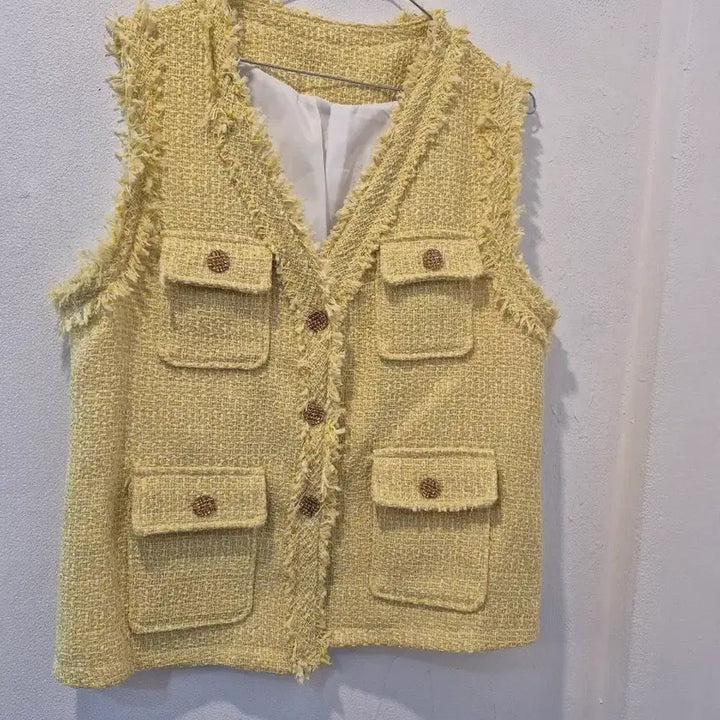[BUNJANG] Jeavaryrara Yellow Tweed Pocket Vest / 제아바리라라 옐로우 트위드 포켓 조끼