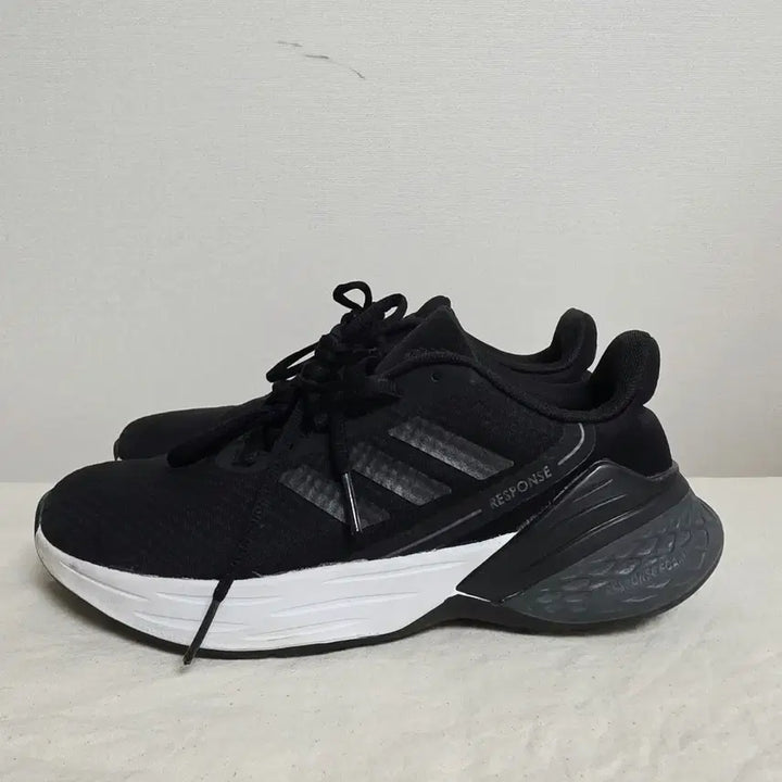 [BUNJANG] Adidas Response SR Running Shoes - 230mm / 230아디다스 리스폰스SR  -833