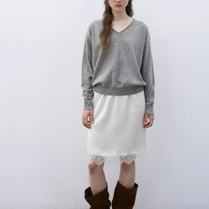 [BUNJANG] Soir V-Neck Wool Knit Gray / 쏘이르 브이넥울니트 그레이