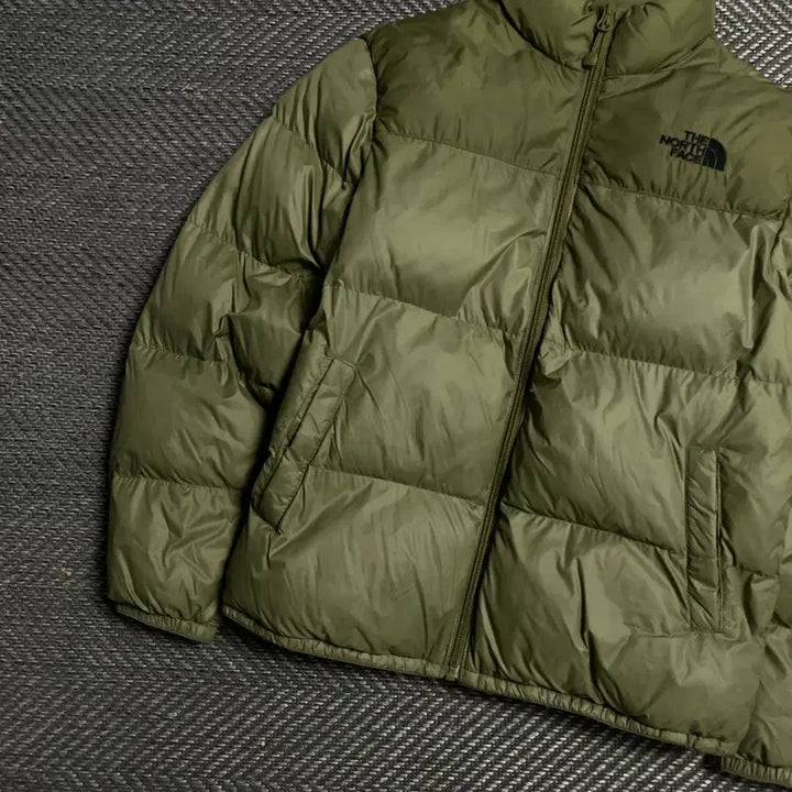 [BUNJANG] The North Face On Ball Mountain Lightweight Down Puffer Jacket Olive / 노스페이스 온 볼 마운틴 경량 다운 푸퍼 패딩 올리브o 5204