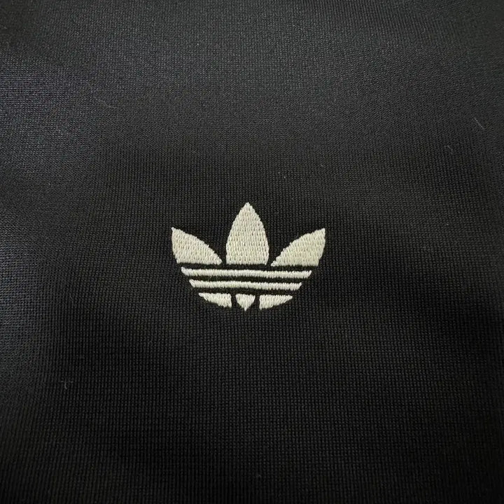 [SOLD OUT] 아디다스 BB 트랙탑 XL 사이즈 블랙 컬러