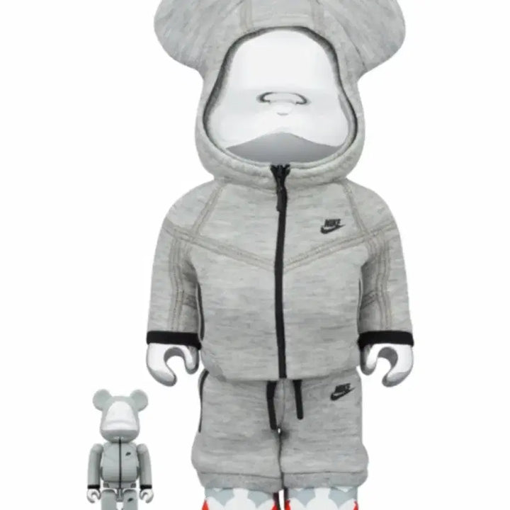 [BUNJANG] Bearbrick x Nike Tech Fleece 400% + 100% / 베어브릭 나이키 테크플리스 400% + 100%