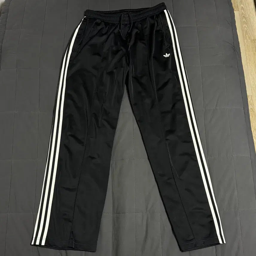 [SOLD OUT] 아디다스 BB 트랙팬츠 L 사이즈 블랙 컬러