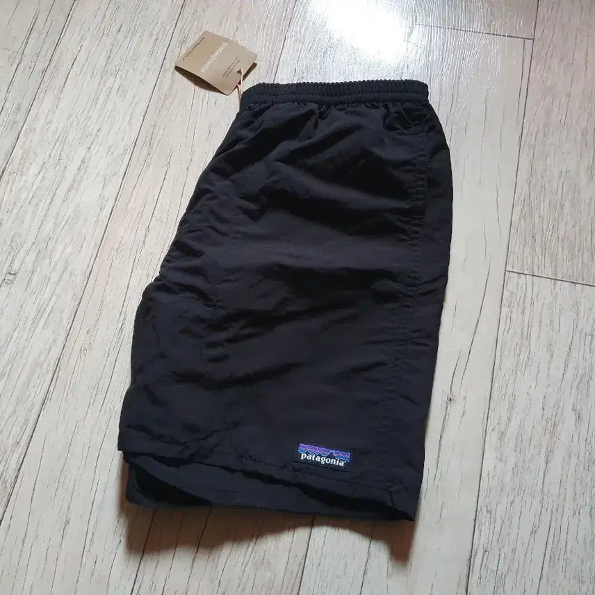 [SOLD OUT] (새상품)파타고니아 배기스5인치 블랙 S