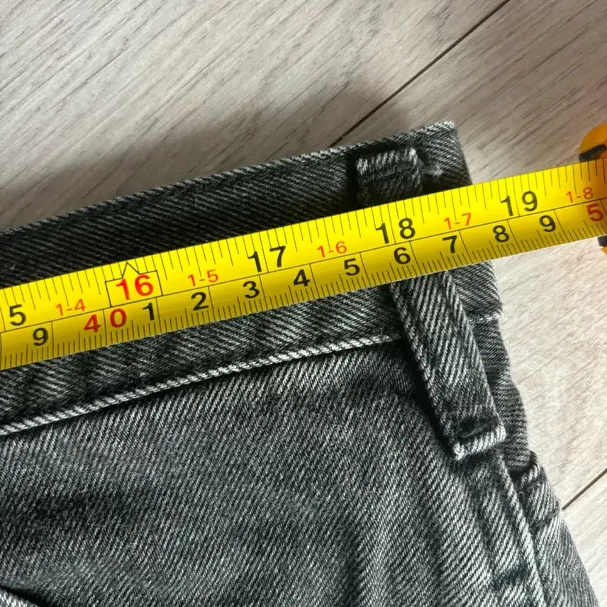 [BUNJANG] Uniqlo U Jeans (Size 36) / 유니클로U 청바지 (36)