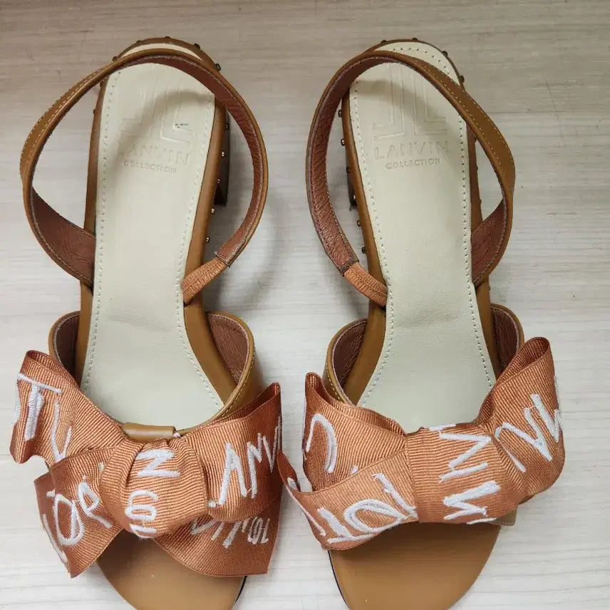 [SOLD OUT] (미착용)샌들 정로스245