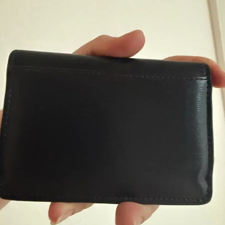 [SOLD OUT] 셀린느 샤이니 카프스킨 플랩 카드 홀더 블랙