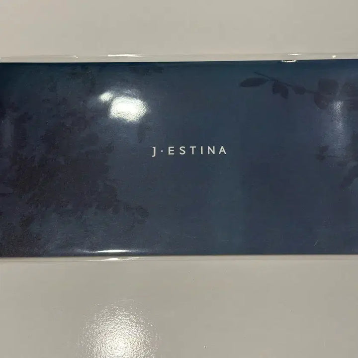 [SOLD OUT] [미개봉] 아이유 제이에스티나 대군부인 포토카드