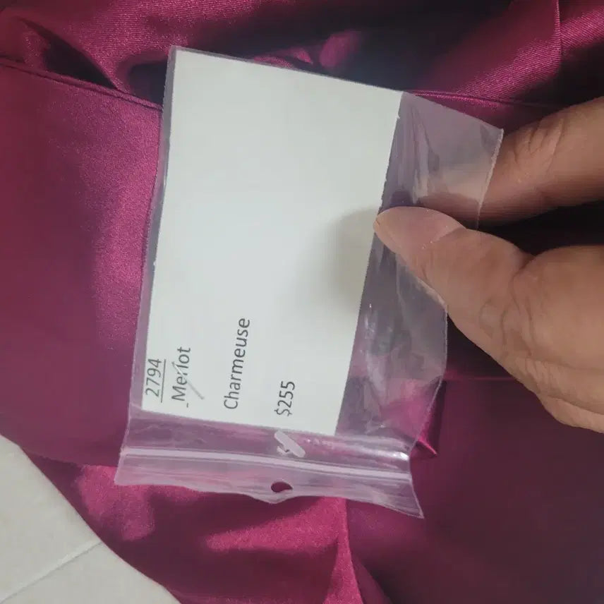 [BUNJANG] DESSY COLLECTION One Shoulder Satin Long Dress / DESSY COLLECTION 원숄더 새틴 롱 드레스 버건디