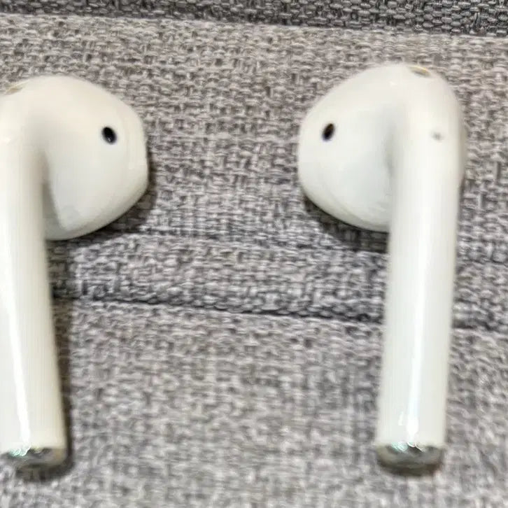 [BUNJANG] Apple AirPods 1st Generation Left &amp; Right Earbuds (Used) / 에어팟 1세대 양쪽 유닛 판매