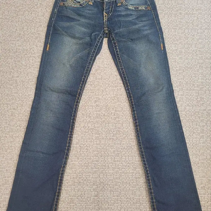 [BUNJANG] True Religion Bootcut Jeans Size 26 / 트루릴리전 부츠컷 청바지 26