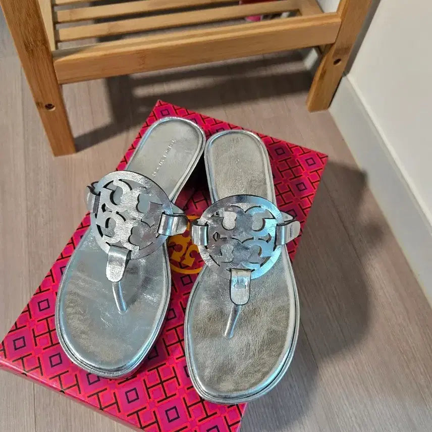 [BUNJANG] Tory Burch Miller Platform Sandals Silver 5M (220) / 토리버치 밀러 플랫폼샌들 220