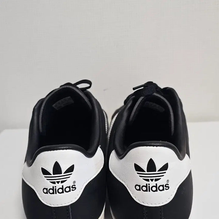 [BUNJANG] Adidas Coast Star Sneakers / 아디다스 코스트 스타  275