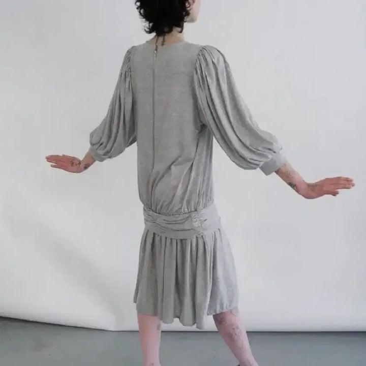 [BUNJANG] Eongss Art Nouveau Dress (Gray) / 에옹쓰 아르누보 드레스(그레이)