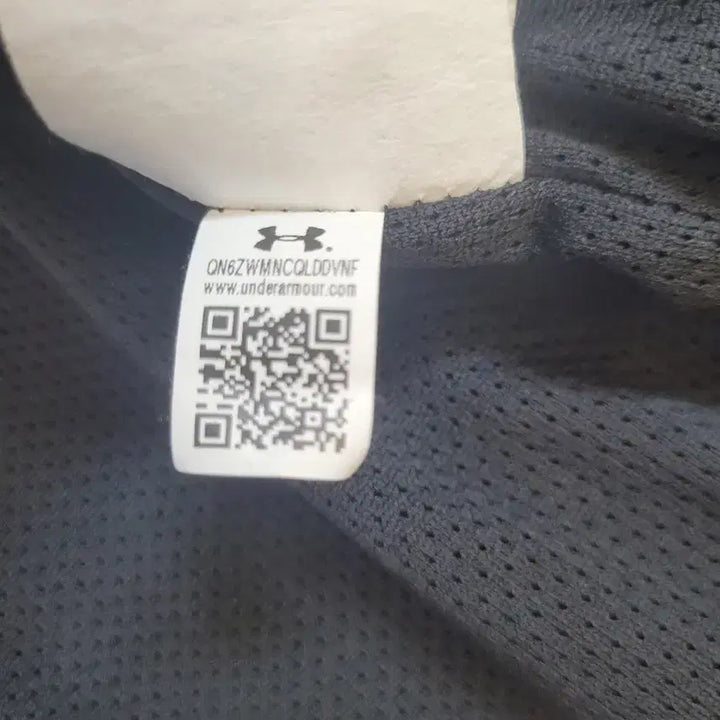 [BUNJANG] Under Armour Project Rock Windbreaker MD / 언더아머 프로젝트락 바람막이 MD
