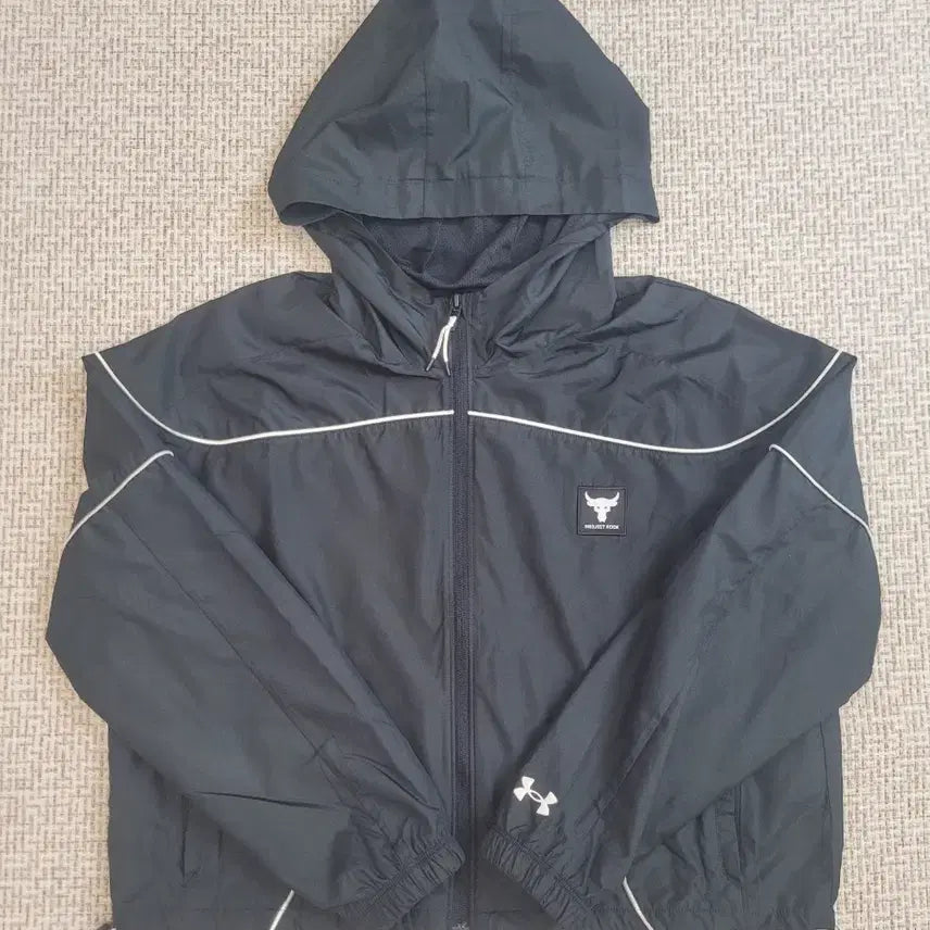 [BUNJANG] Under Armour Project Rock Windbreaker MD / 언더아머 프로젝트락 바람막이 MD