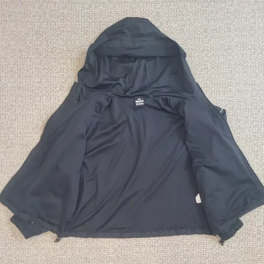 [BUNJANG] Under Armour Project Rock Windbreaker MD / 언더아머 프로젝트락 바람막이 MD