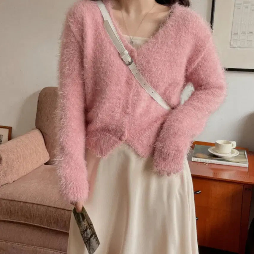 [BUNJANG] VIBLV Pink Faux Fur Cardigan / 핑크 플러브이넥 퍼 가디건 빈블