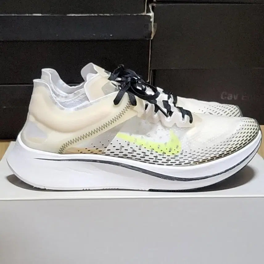 [BUNJANG] Nike Zoom Fly SP Fast Running Shoes (Size 280) / 나이키 줌플라이 280 SP 패스트