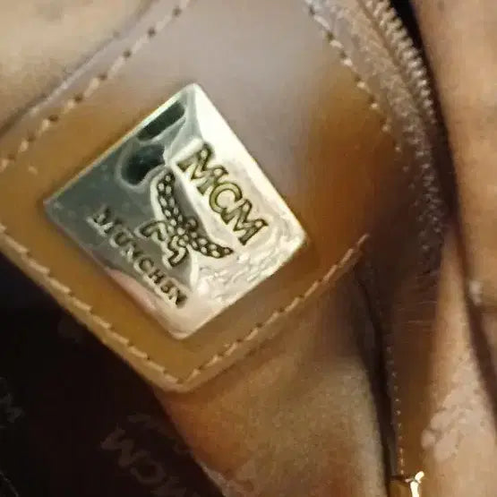 [SOLD OUT] MCM 비세토스 꼬냑 정품