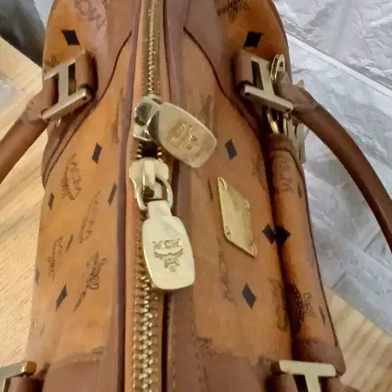 [SOLD OUT] MCM 비세토스 꼬냑 정품