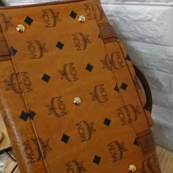 [SOLD OUT] MCM 비세토스 꼬냑 정품