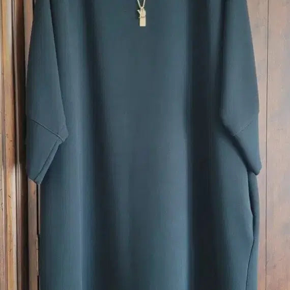 [BUNJANG] Black Oversized Mini Dress Side Slit Detail / 블랙 오브핏 원피스
