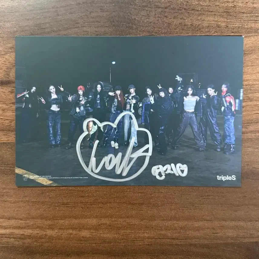 [BUNJANG] tripleS Yeonji VV Signed Postcard / 트리플에스 연지 싸인 엽서 VV 공방